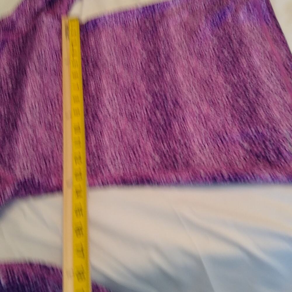Nike women's purple pro workout top. Size Medium - Picture 6 of 8